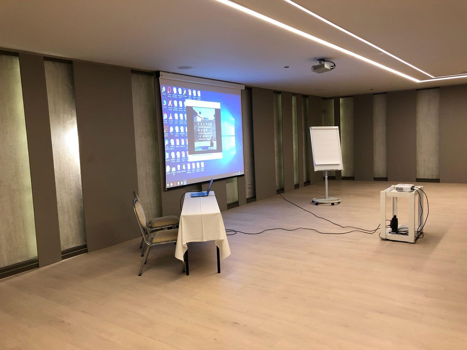 Hotel Sunny Hill クルージュ＝ナポカ エクステリア 写真