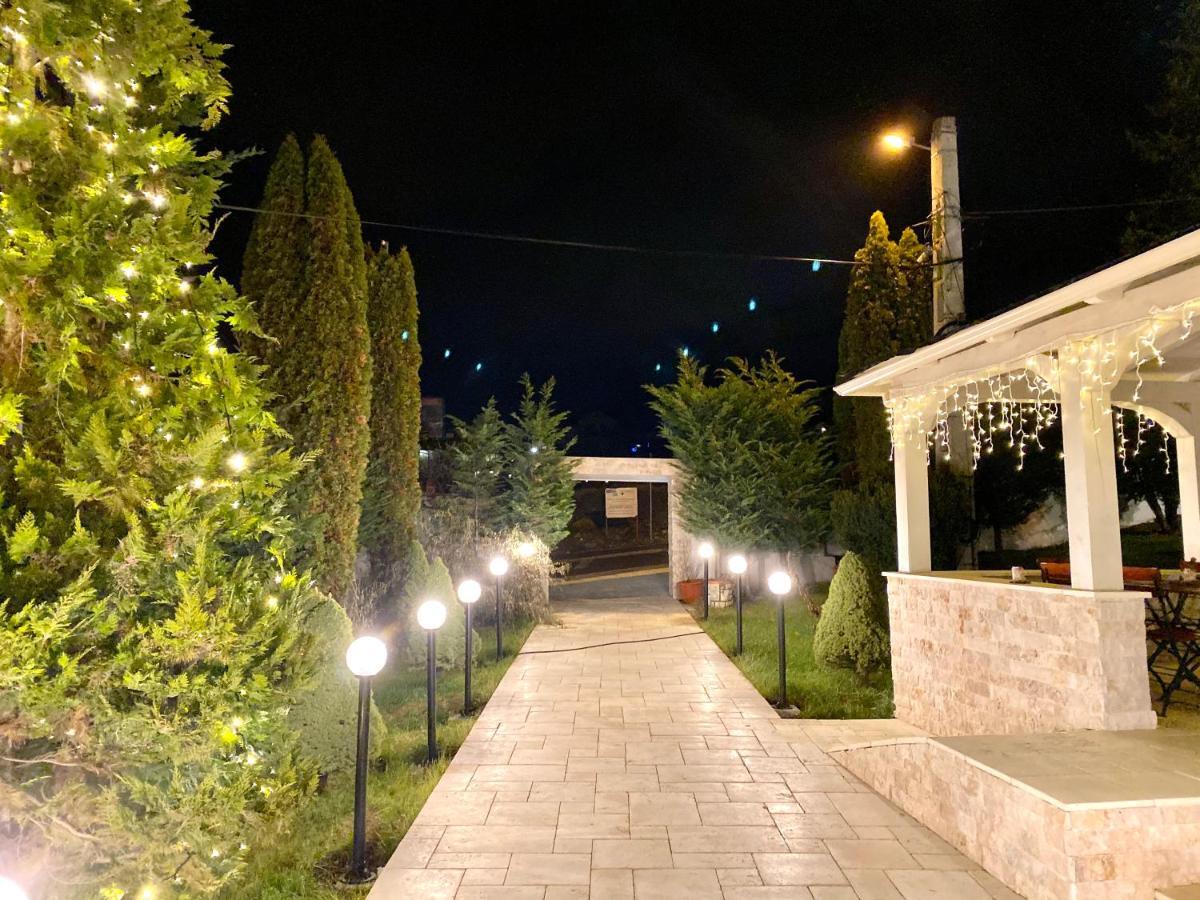 Hotel Sunny Hill クルージュ＝ナポカ エクステリア 写真